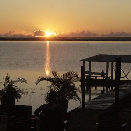 Hotel Tropic Bacalar Esterno foto